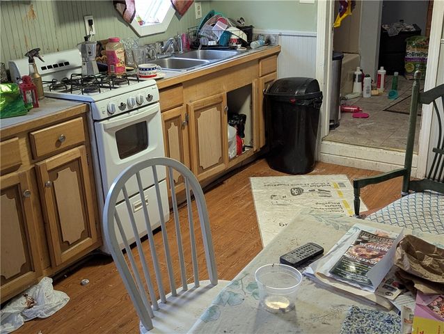 85 Hospital Road, East Providence, RI 02915