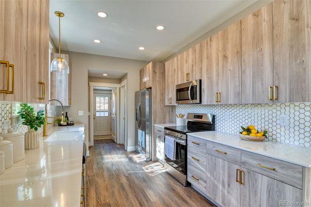 2315 W Kiowa Street, Colorado Springs, CO 80904