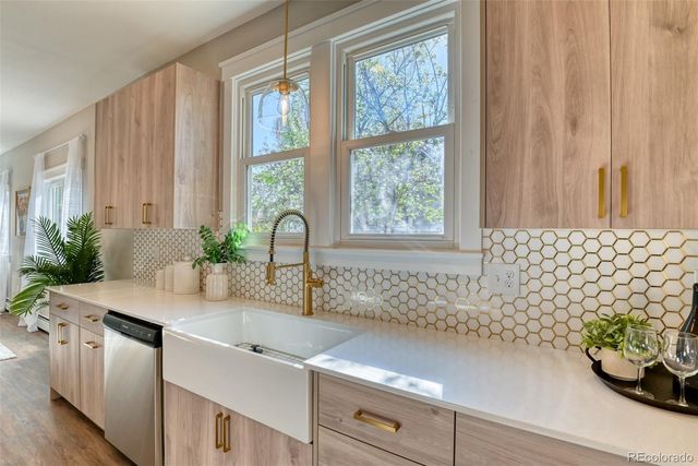 2315 W Kiowa Street, Colorado Springs, CO 80904