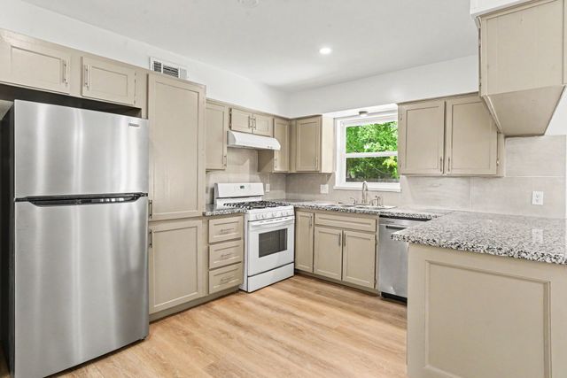 6031 Preston Crest Lane, Dallas, TX 75230