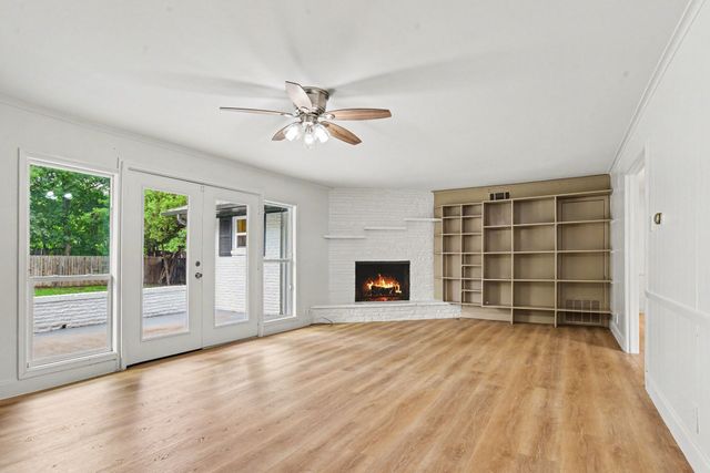 6031 Preston Crest Lane, Dallas, TX 75230