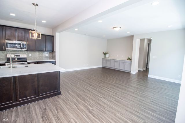 7212 Cherry Creek Boulevard, Carmel, IN 46033