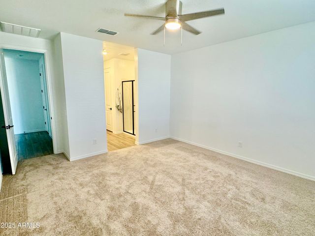 2336 E HOMESTEADER Road, San Tan Valley, AZ 85140