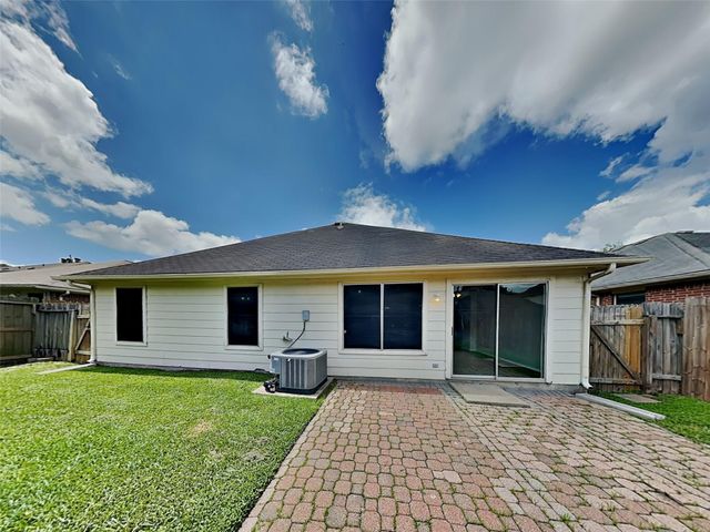 1207 Hannover Boulevard, Rosenberg, TX 77471