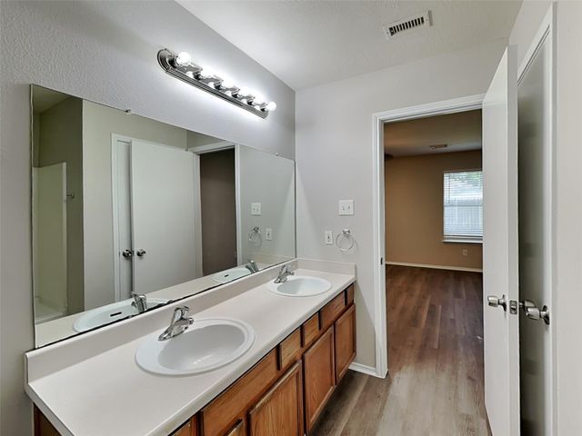 1207 Hannover Boulevard, Rosenberg, TX 77471