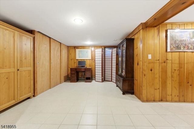 2092 Westfield Ave, Scotch Plains Twp., NJ 07076