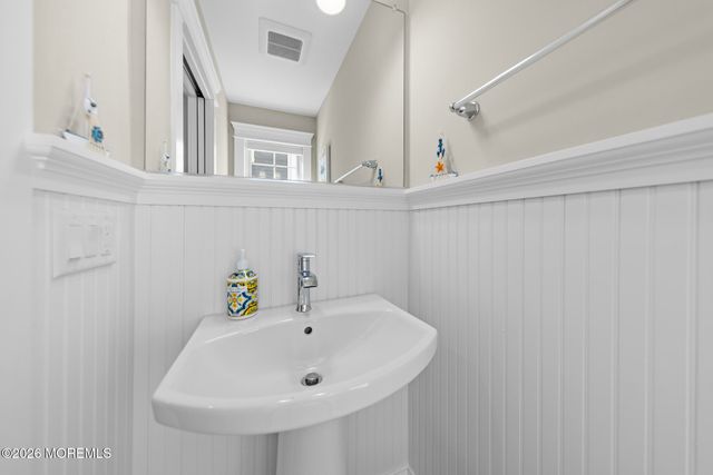 8 Shell Road WINTER, Mantoloking, NJ 08738