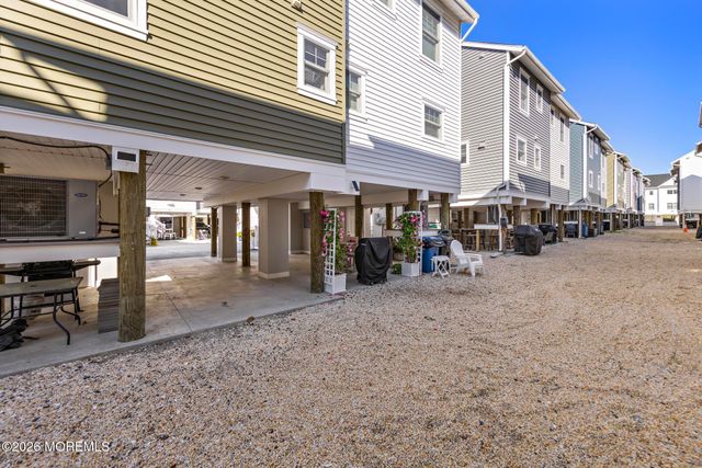 8 Shell Road WINTER, Mantoloking, NJ 08738