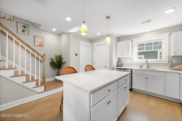 8 Shell Road WINTER, Mantoloking, NJ 08738