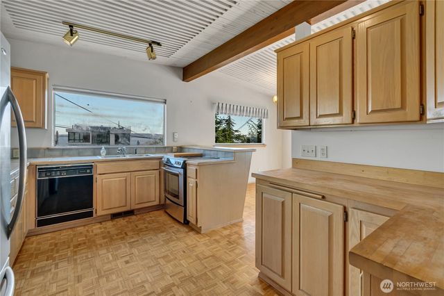 3532 SW 171st Street, Burien, WA 98166