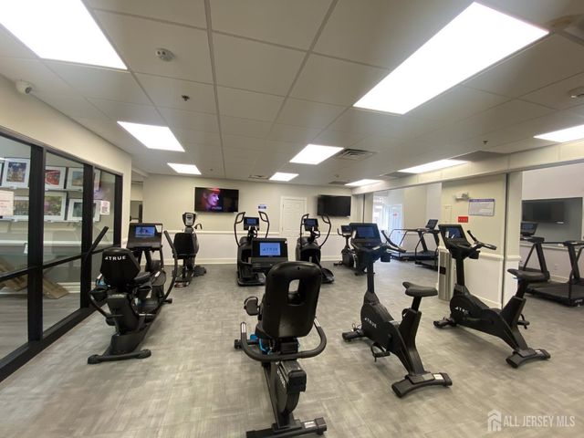 19 Dawson Lane, Monroe, NJ 08831