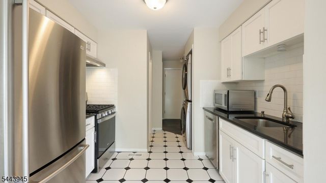 2501 Privet Way, Bernards Twp., NJ 07920