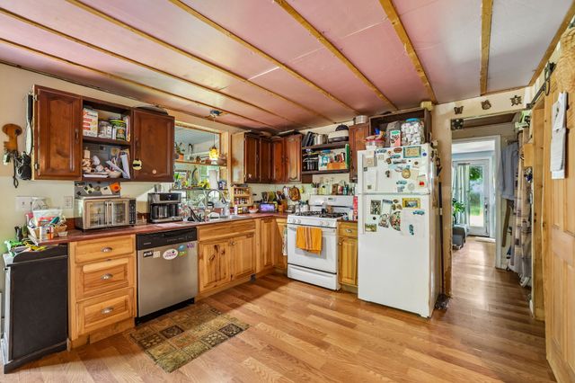 346 Toy Denny Rd, Bradyville, TN 37026