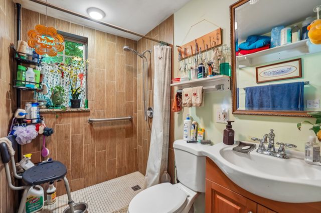 346 Toy Denny Rd, Bradyville, TN 37026