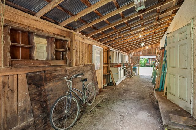 346 Toy Denny Rd, Bradyville, TN 37026
