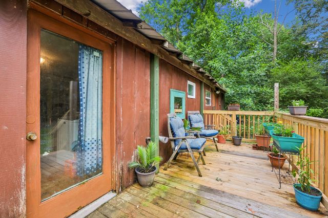 346 Toy Denny Rd, Bradyville, TN 37026