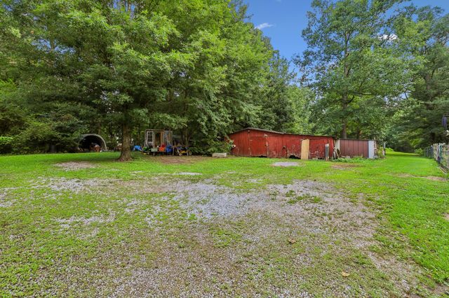 346 Toy Denny Rd, Bradyville, TN 37026