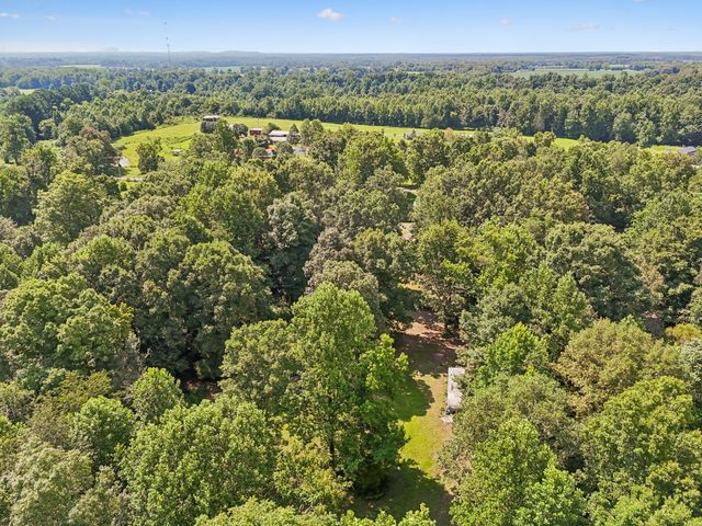 346 Toy Denny Rd, Bradyville, TN 37026