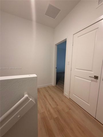 711 SW 11th St, Florida City, FL 33034