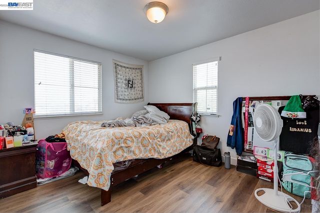 53 Puffin Cir, Oakley, CA 94561