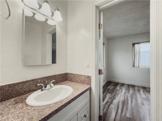1908 Gardena Avenue 11, Glendale, CA 91204