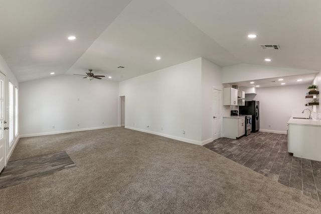 161 Lakeway Circle, Trinity, TX 75862