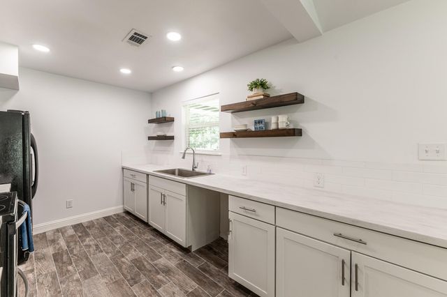 161 Lakeway Circle, Trinity, TX 75862