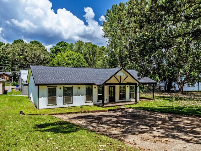 161 Lakeway Circle, Trinity, TX 75862