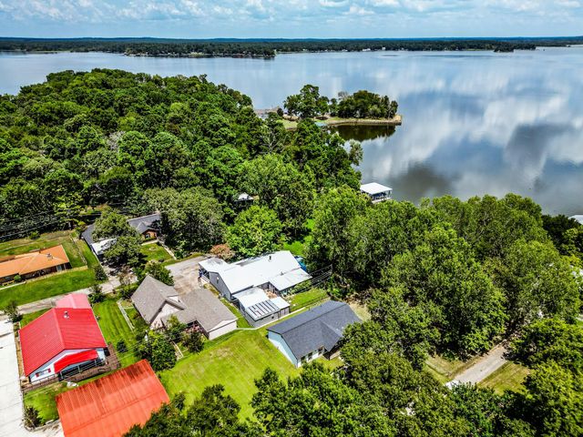 161 Lakeway Circle, Trinity, TX 75862