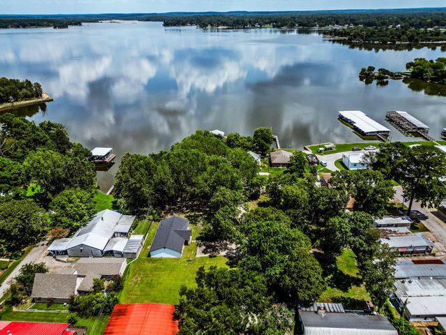 161 Lakeway Circle, Trinity, TX 75862