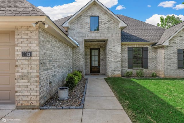 1013 Voss Drive, Stonewall, LA 71078