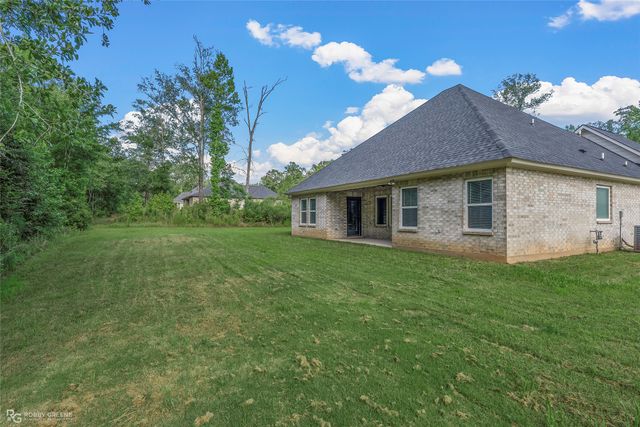 1013 Voss Drive, Stonewall, LA 71078