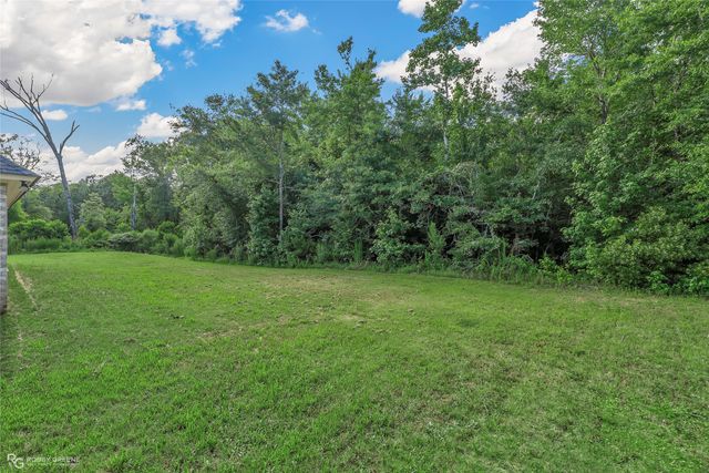 1013 Voss Drive, Stonewall, LA 71078