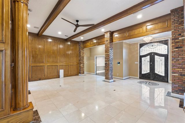 906 Greenbriar Lane, Duncanville, TX 75137