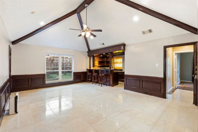 906 Greenbriar Lane, Duncanville, TX 75137