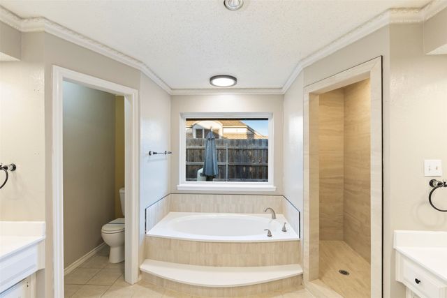 906 Greenbriar Lane, Duncanville, TX 75137