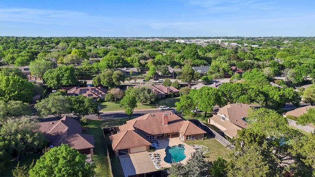 906 Greenbriar Lane, Duncanville, TX 75137