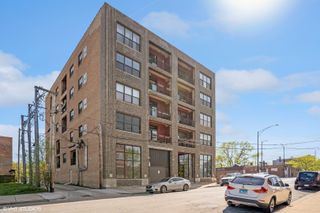 809 E 40th Street 4-3, Chicago, IL 60653