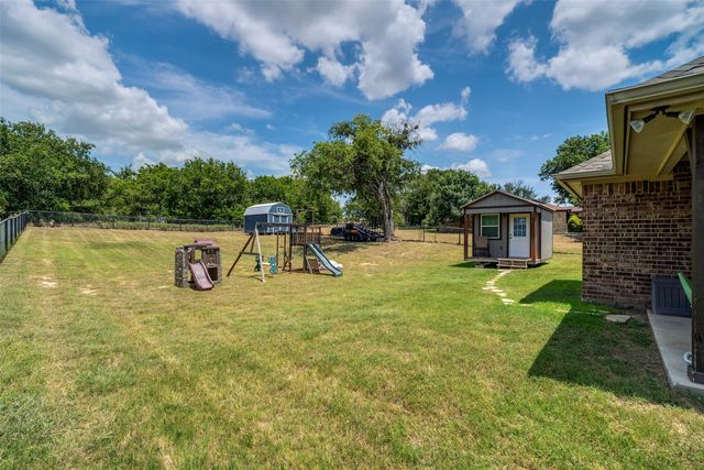 816 W Park Avenue, Weatherford, TX 76086