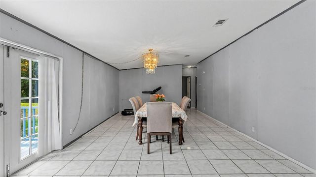 4736 WALNUT CIRCLE S, Lakeland, FL 33810