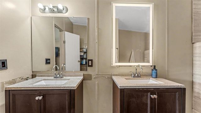 4736 WALNUT CIRCLE S, Lakeland, FL 33810