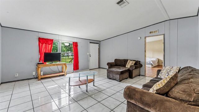 4736 WALNUT CIRCLE S, Lakeland, FL 33810