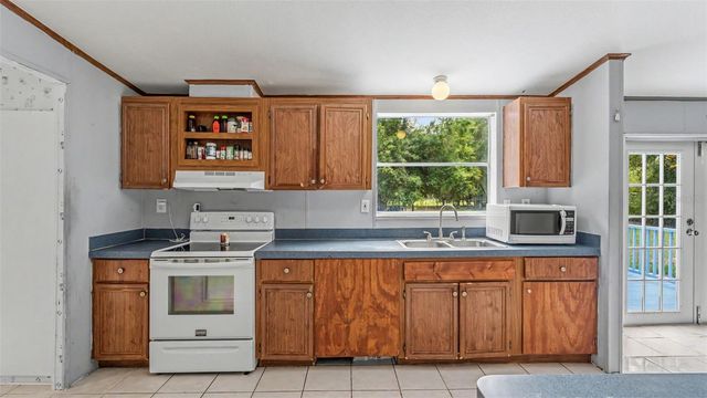 4736 WALNUT CIRCLE S, Lakeland, FL 33810
