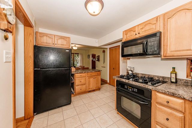 3450 N 89th STREET, Milwaukee, WI 53222