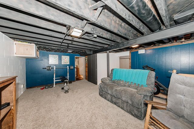 3450 N 89th STREET, Milwaukee, WI 53222