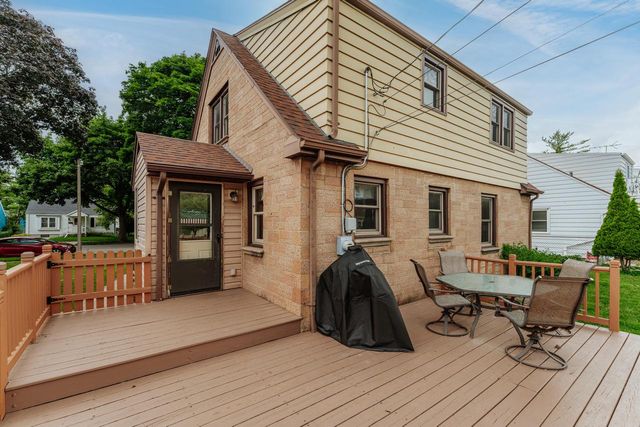 3450 N 89th STREET, Milwaukee, WI 53222