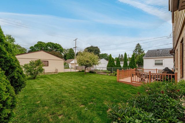 3450 N 89th STREET, Milwaukee, WI 53222