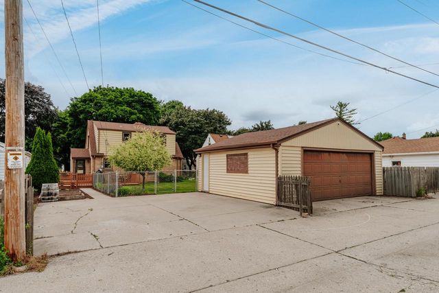3450 N 89th STREET, Milwaukee, WI 53222