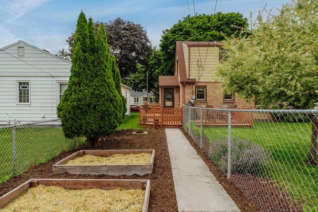 3450 N 89th STREET, Milwaukee, WI 53222