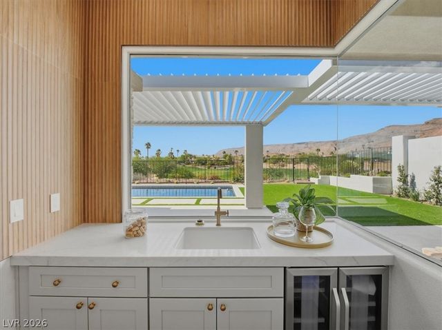 11321 Golden Chestnut Place, Las Vegas, NV 89135